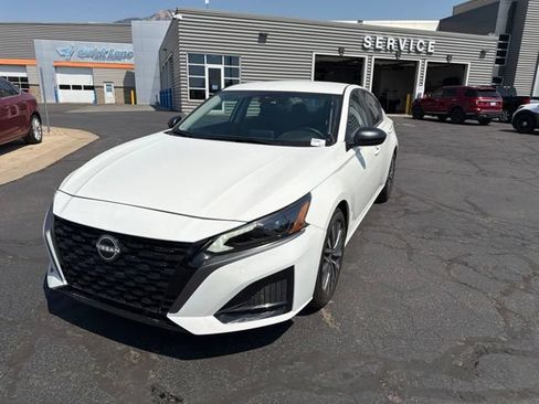 Used 2026 Nissan Altima 2.5 SV FWD image 18