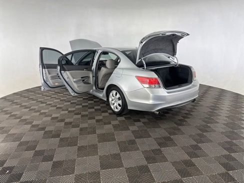 Used 2010 Honda Accord EX-L image 16
