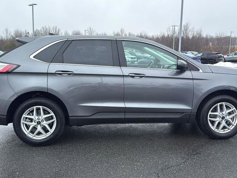 Used 2024 Ford Edge SEL image 4