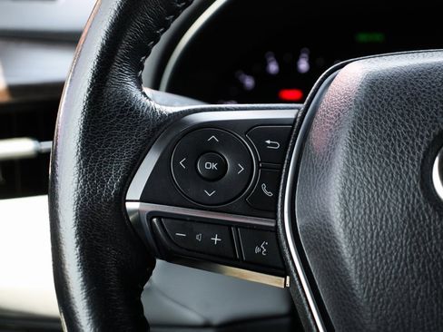 Used 2019 Toyota Avalon XLE image 20