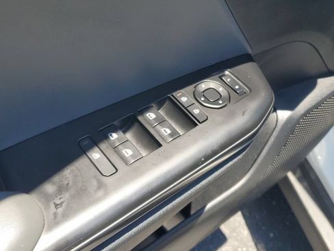 Used 2025 Kia K4 FWD image 20