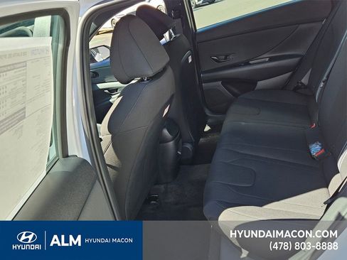 New 2025 Hyundai Elantra Sport image 16