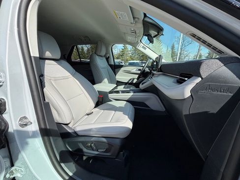 New 2026 Ford Explorer Active image 18