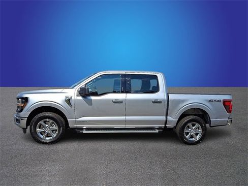 Used 2024 Ford F150 XLT w/ Mobile Office Package image 6