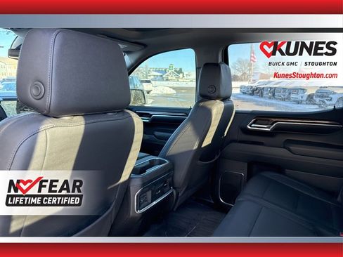 Used 2024 GMC Sierra 1500 Elevation w/ Elevation Premium Package image 16