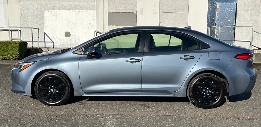 Certified 2025 Toyota Corolla LE FWD image 8