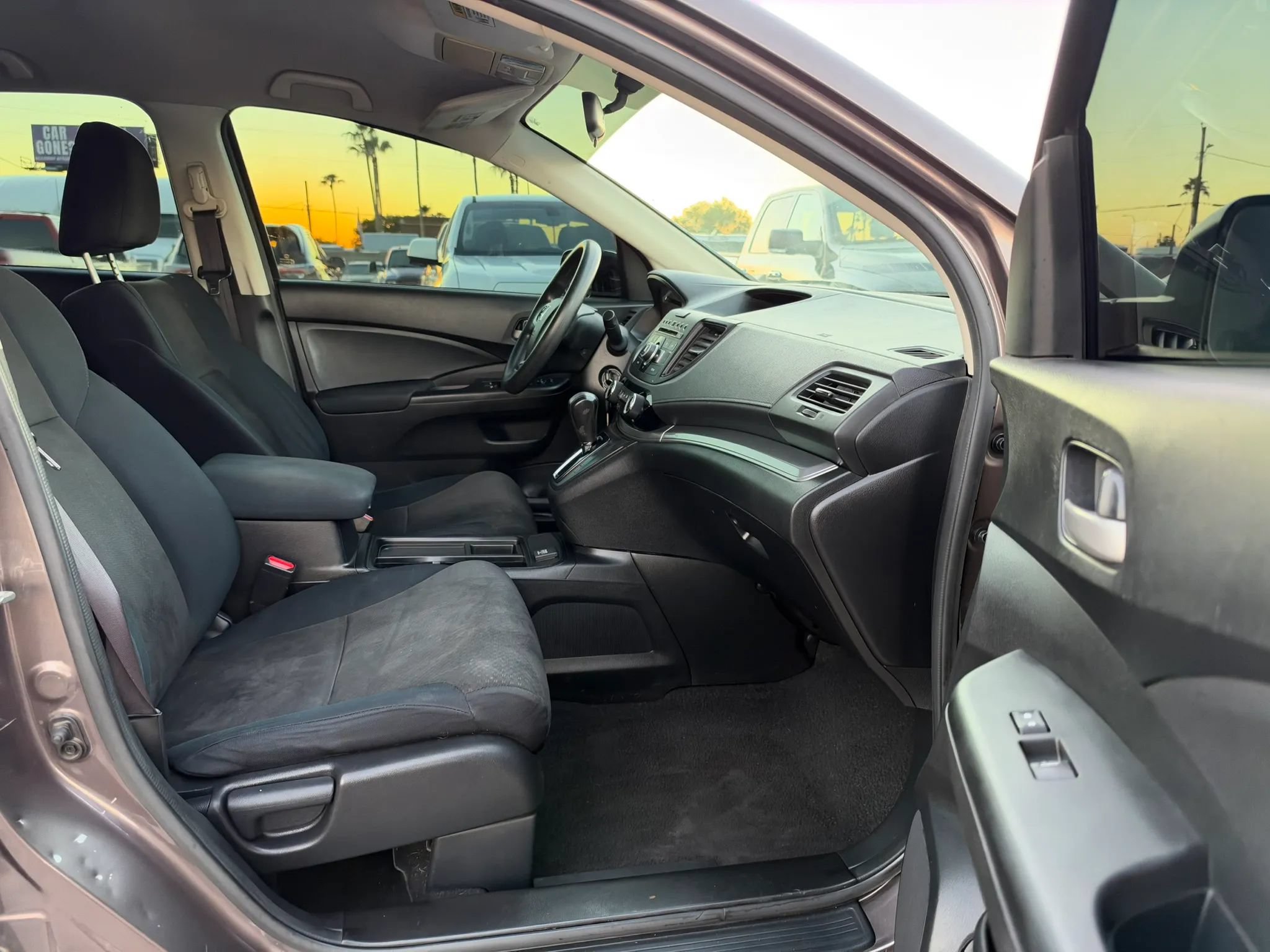 Used 2015 Honda CR-V LX image 27