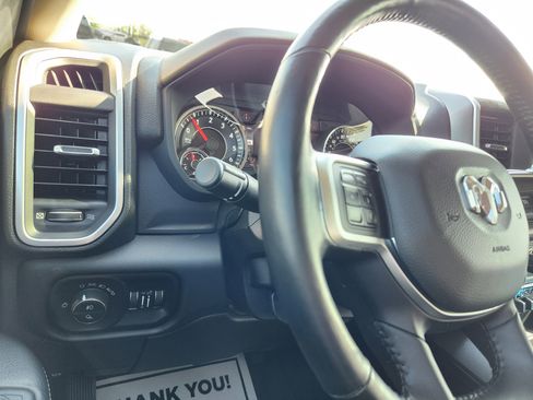 Used 2019 RAM 2500 Big Horn AWD/4WD image 25