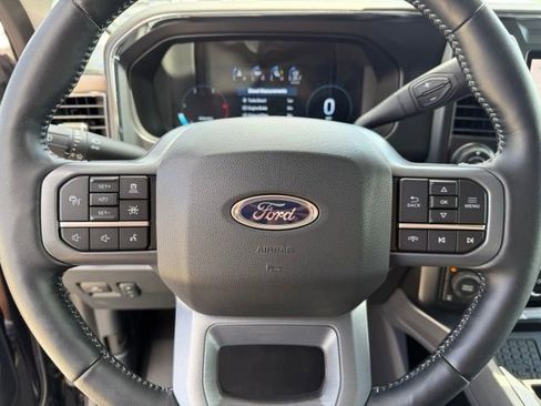 Used 2024 Ford F250 Lariat w/ Lariat Ultimate Package AWD/4WD image 13