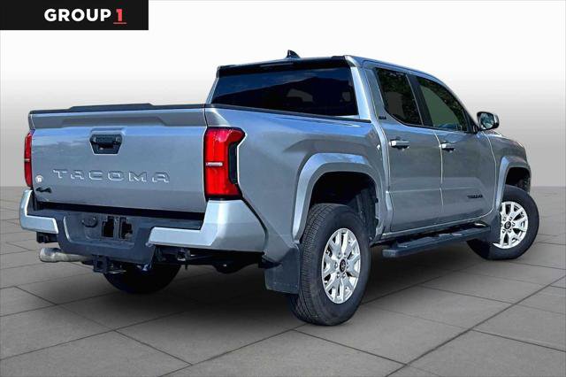 Certified 2025 Toyota Tacoma SR5 AWD/4WD image 14