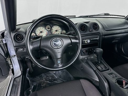 Used 2001 MAZDA MX-5 Miata image 27