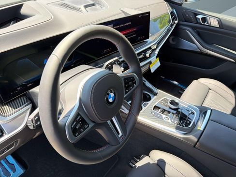 New 2026 BMW X7 M60i image 4