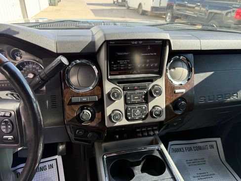 Used 2016 Ford F350 Platinum image 18