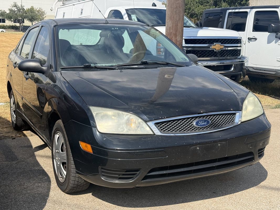 Used 2007 Ford Focus SE FWD image 3