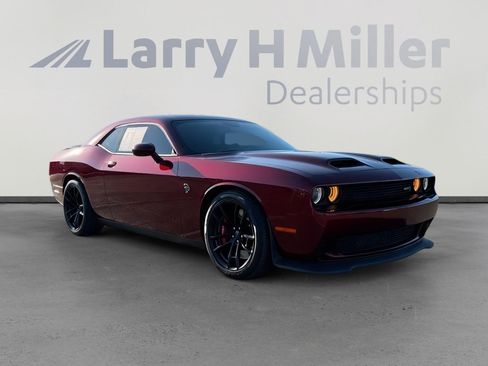 Used 2023 Dodge Challenger SRT Hellcat RWD image 8