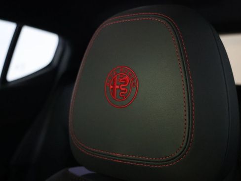Used 2024 Alfa Romeo Tonale Veloce w/ Active Assist Package AWD/4WD image 54