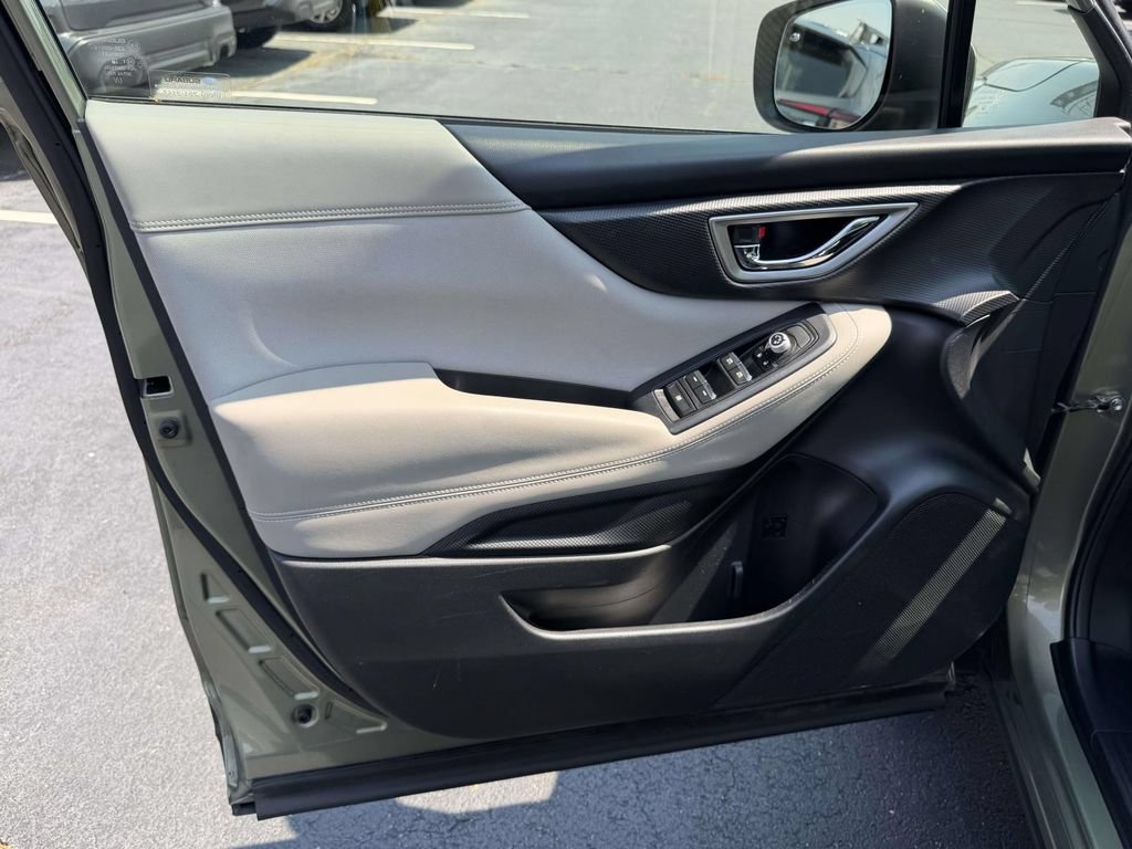 Used 2019 Subaru Forester Premium w/ All-Weather Package AWD/4WD image 16