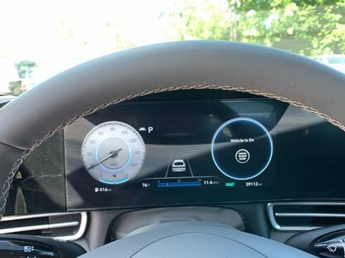 Certified 2023 Hyundai Elantra SEL w/ Convenience Package FWD image 11