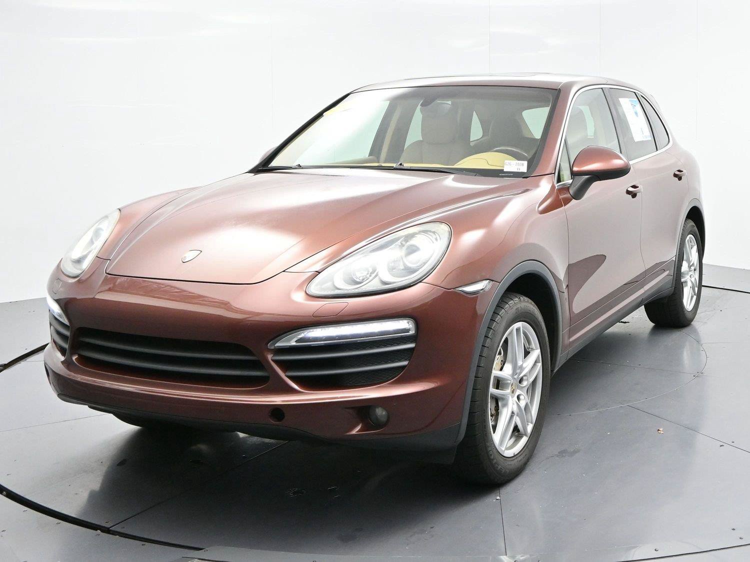Used 2012 Porsche Cayenne S AWD/4WD image 2