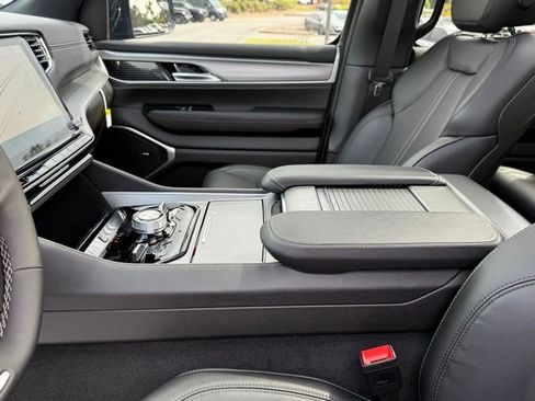 New 2026 Jeep Grand Wagoneer 4WD image 23