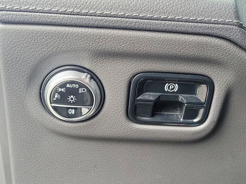 Used 2023 Mercedes-Benz EQE 350+ SUV image 22