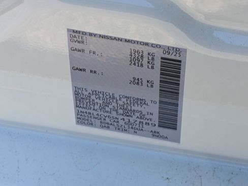 New 2025 Nissan Altima 2.5 SR image 34