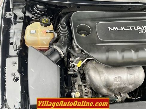 Used 2015 Chrysler 200 C w/ Navigation & Sound Group I image 26