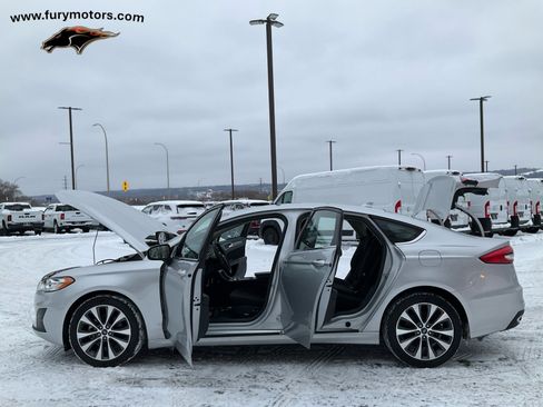 Used 2019 Ford Fusion SE image 38