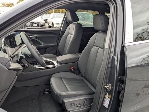 New 2025 Audi Q5 Premium Plus image 8