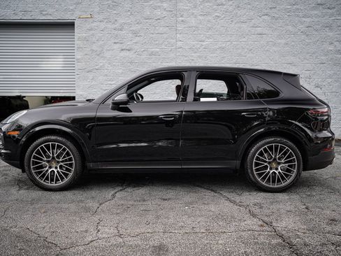 Used 2020 Porsche Cayenne image 9