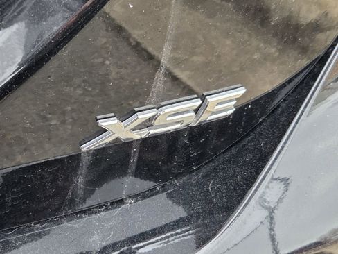 Used 2021 Toyota Camry XSE image 8