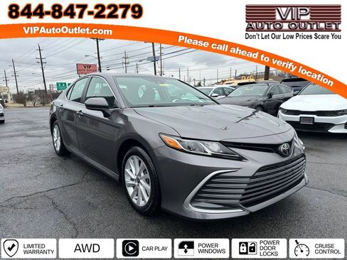 Used 2023 Toyota Camry LE image 1