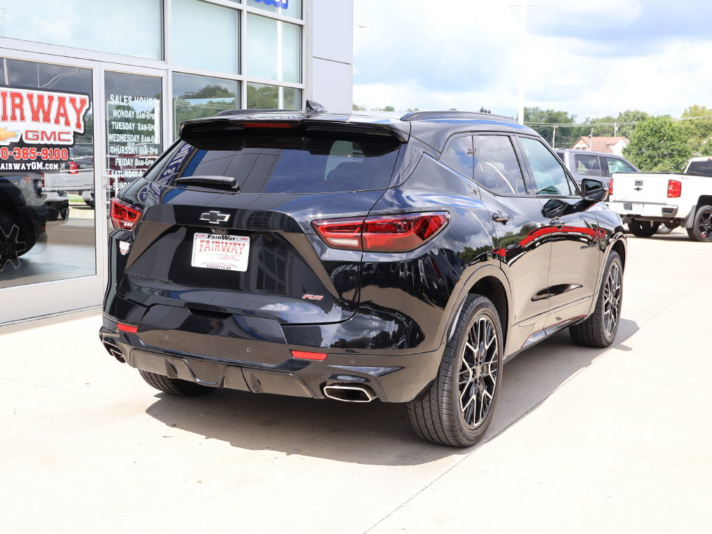 Certified 2024 Chevrolet Blazer RS w/ Driver Confidence II Package AWD/4WD image 3