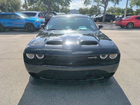 Used 2022 Dodge Challenger SRT Hellcat w/ Plus Package RWD image 4