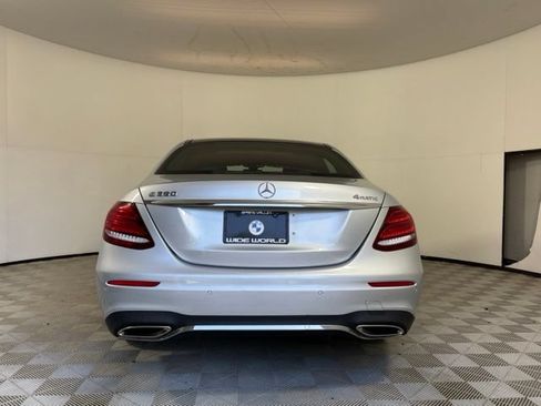 Used 2020 Mercedes-Benz E 350 4MATIC Sedan image 6