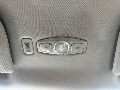 Used 2016 Ford F150 XL w/ Equipment Group 101A Mid RWD image 7