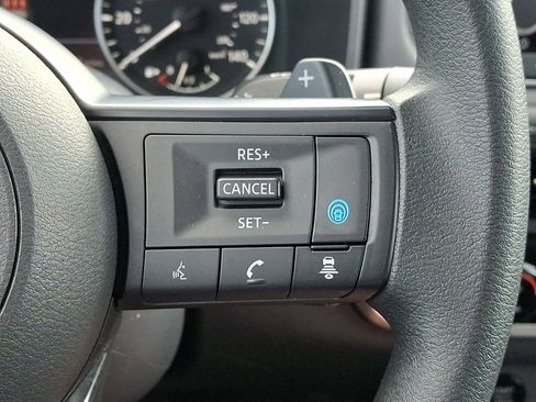 Used 2024 Nissan Rogue SV AWD/4WD image 21