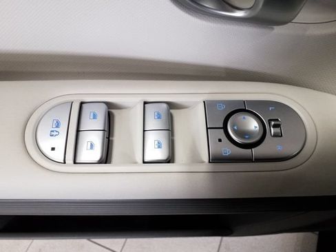 Certified 2024 Hyundai Ioniq 5 SEL RWD image 11
