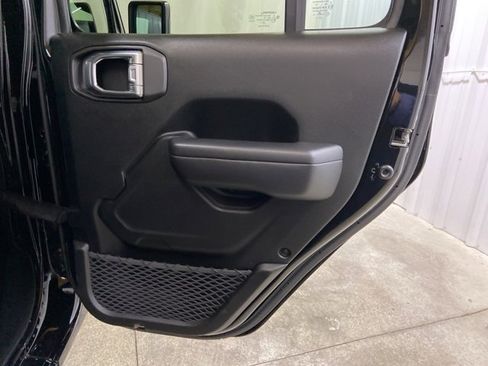 Used 2021 Jeep Gladiator Sport w/ Quick Order Package 24Q 80Th image 19