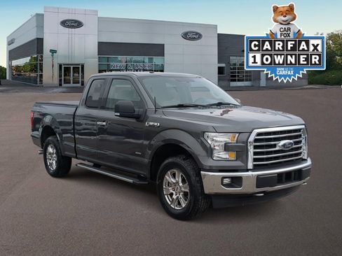 Used 2017 Ford F150 XLT w/ Equipment Group 302A Luxury image 2