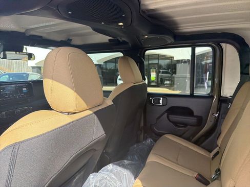 New 2026 Jeep Gladiator Sport image 21