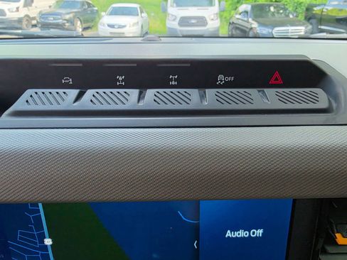Used 2022 Ford Bronco Badlands AWD/4WD image 13