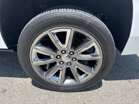 Used 2019 Chevrolet Tahoe Premier AWD/4WD image 20