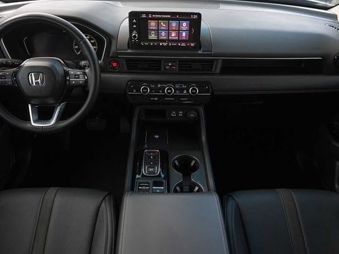 Used 2024 Honda Pilot EX-L image 10