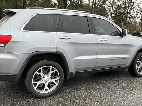 Used 2019 Jeep Grand Cherokee Limited image 8