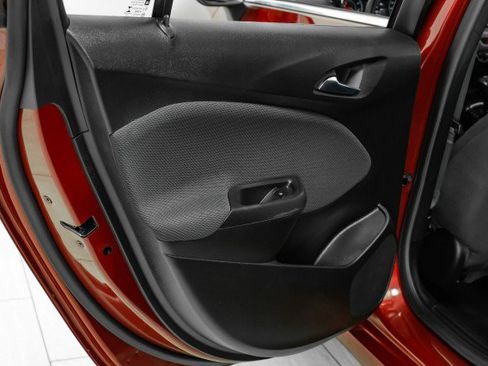 Used 2017 Chevrolet Cruze LT w/ Convenience Package image 40