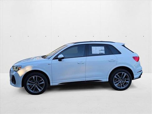 New 2025 Audi Q3 2.0T Premium w/ Convenience Package image 9