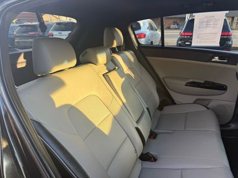 Used 2022 Kia Sportage SX image 50