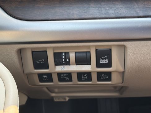 Used 2019 Subaru Outback 2.5i Limited AWD/4WD image 24