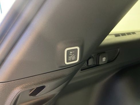 New 2025 Jeep Grand Cherokee Limited w/ Black Appearance Package image 9